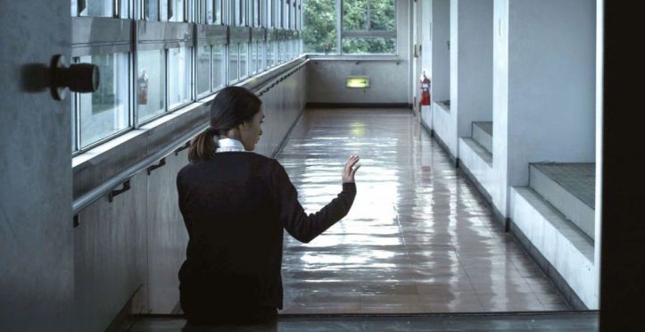 hold-your-breath-like-a-lover-3